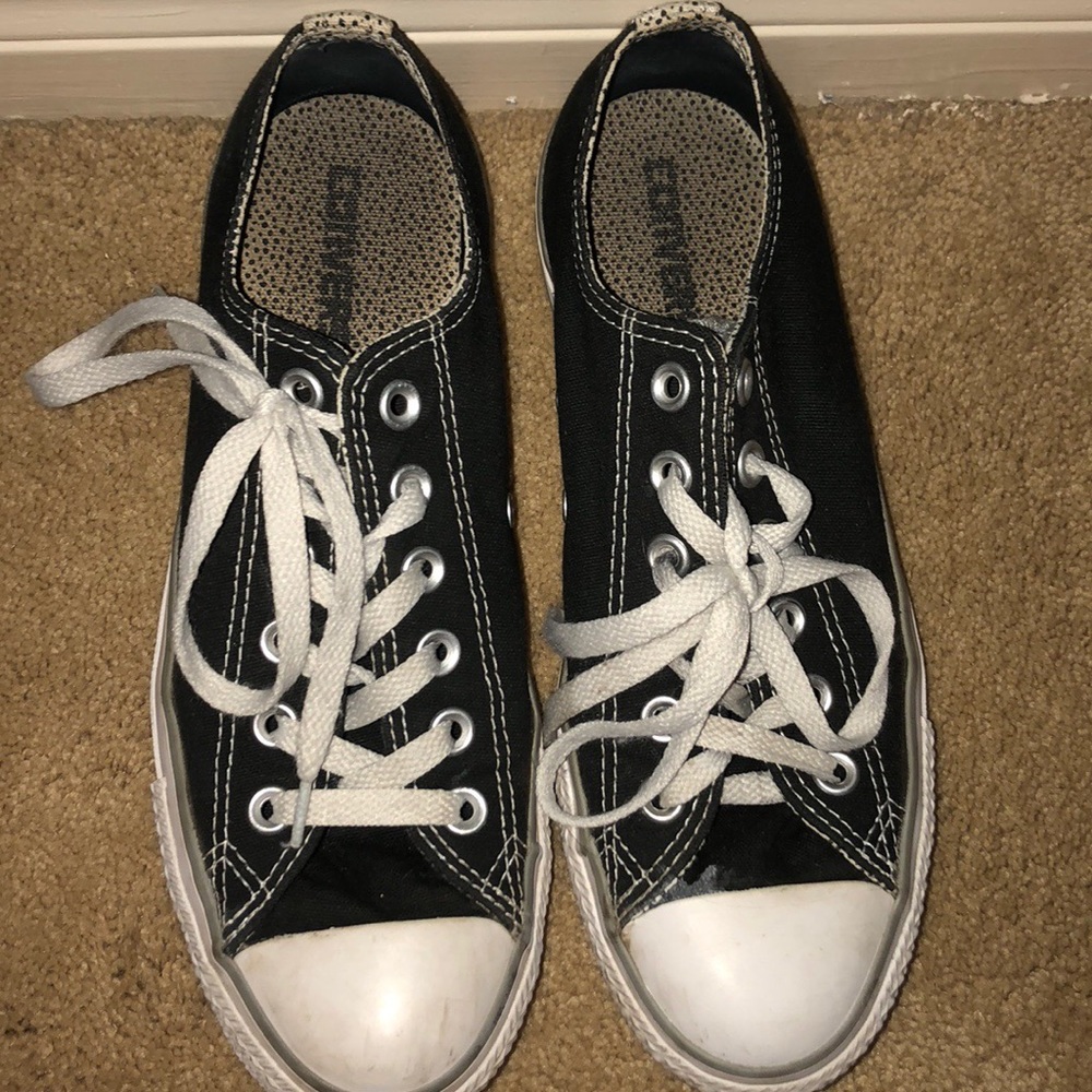 black converse